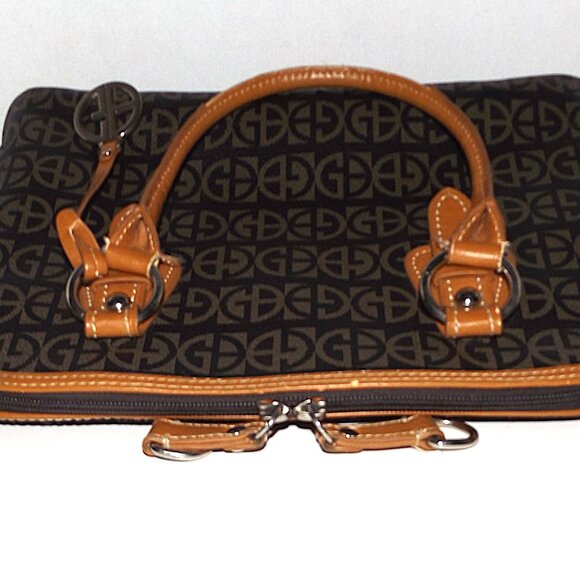 Giani Bernini Dome Block Signature Satchel Handbag - Picture 6 of 13